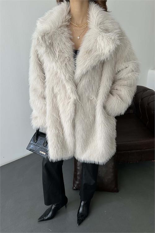 Kadın Bej Kürk Kruvaze Yaka Düğmeli Oversize Mont ESR001 