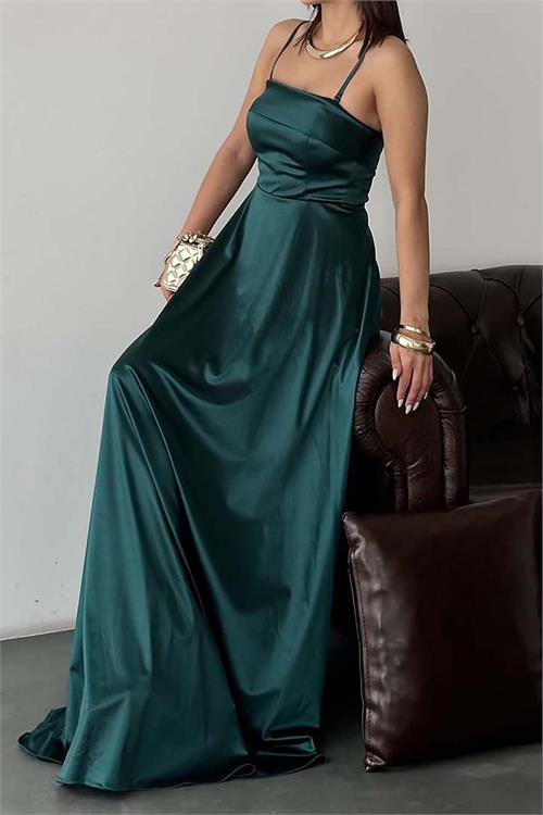 Kadın Zümrüt Yeşili Saten Askılı Maxi Boy Kloş Abiye Elbise ESR071 