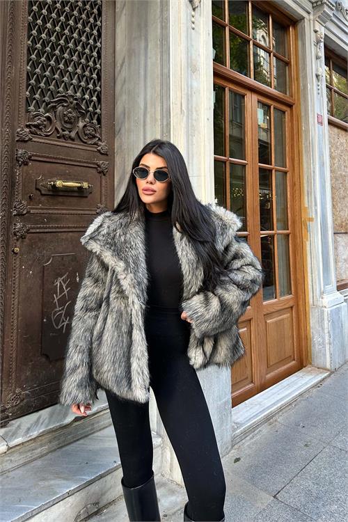 Kadın Gri Oversize Kürk Kaban Çıtçıtlı Cepli Astarlı ESR014 