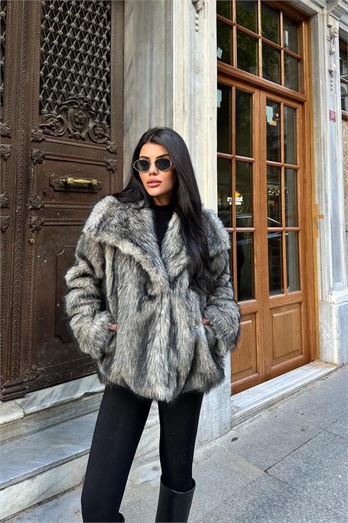 Kadın Gri Oversize Kürk Kaban Çıtçıtlı Cepli Astarlı ESR014 