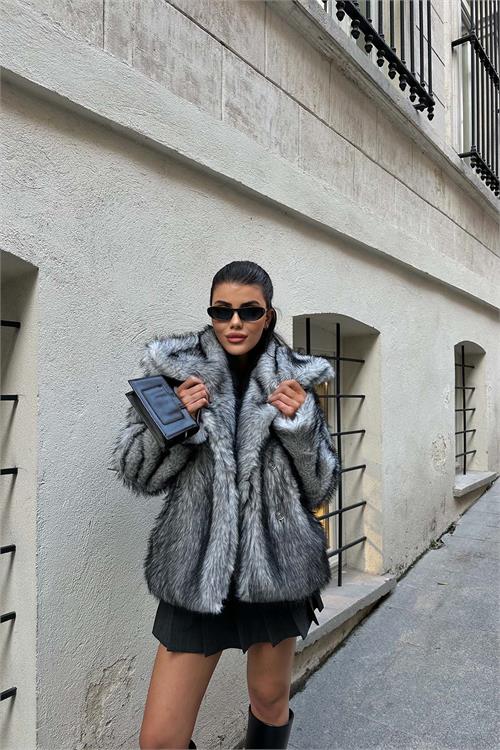 Kadın Antrasit Oversize Kürk Kaban Çıtçıtlı Cepli Astarlı ESR014 