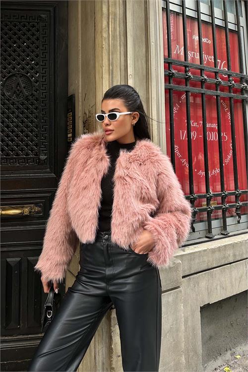 Kadın Pembe Yumuşak Dokulu Kısa Kürk Mont ESR008 