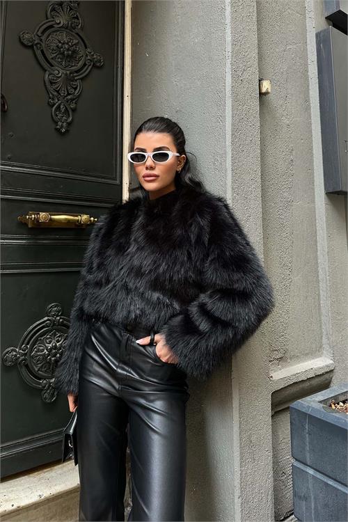 Kadın Siyah Yumuşak Dokulu Kısa Kürk Mont ESR008 