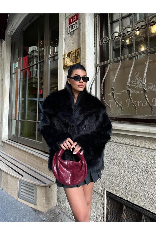 Kadın Siyah Oversize Suni Kürk Çıt Çıtlı Astarlı Kaban ESR003 