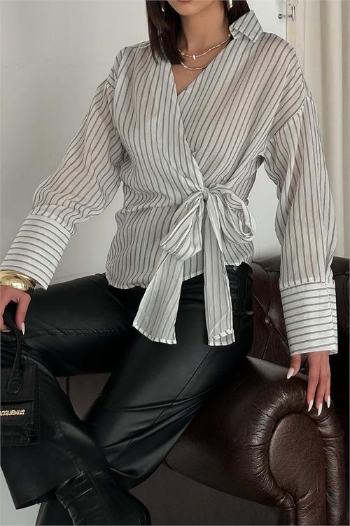 Kadın Ekru Çizgili Kruvaze Bağlama Detaylı Gömlek ESR064 