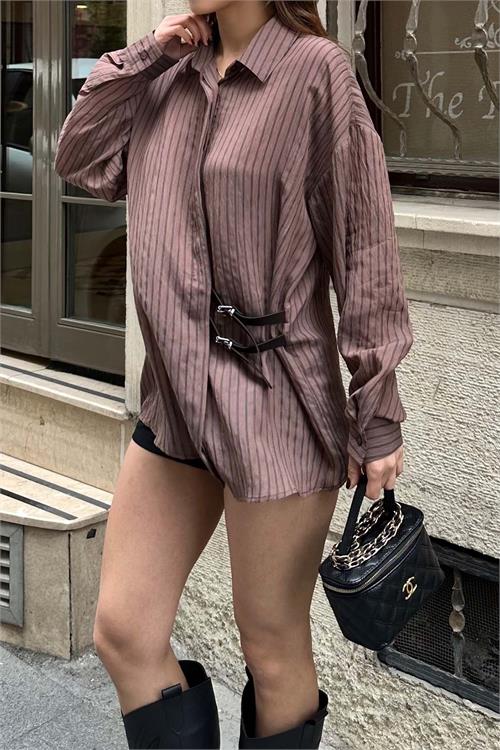 Kadın Kahverengi Oversize Çizgili Modal Gömlek Tokalı Detaylı ESR076