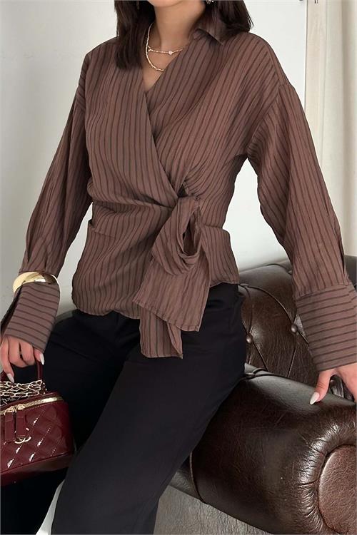 Kadın Kahvrengi Çizgili Kruvaze Bağlama Detaylı Gömlek ESR064 